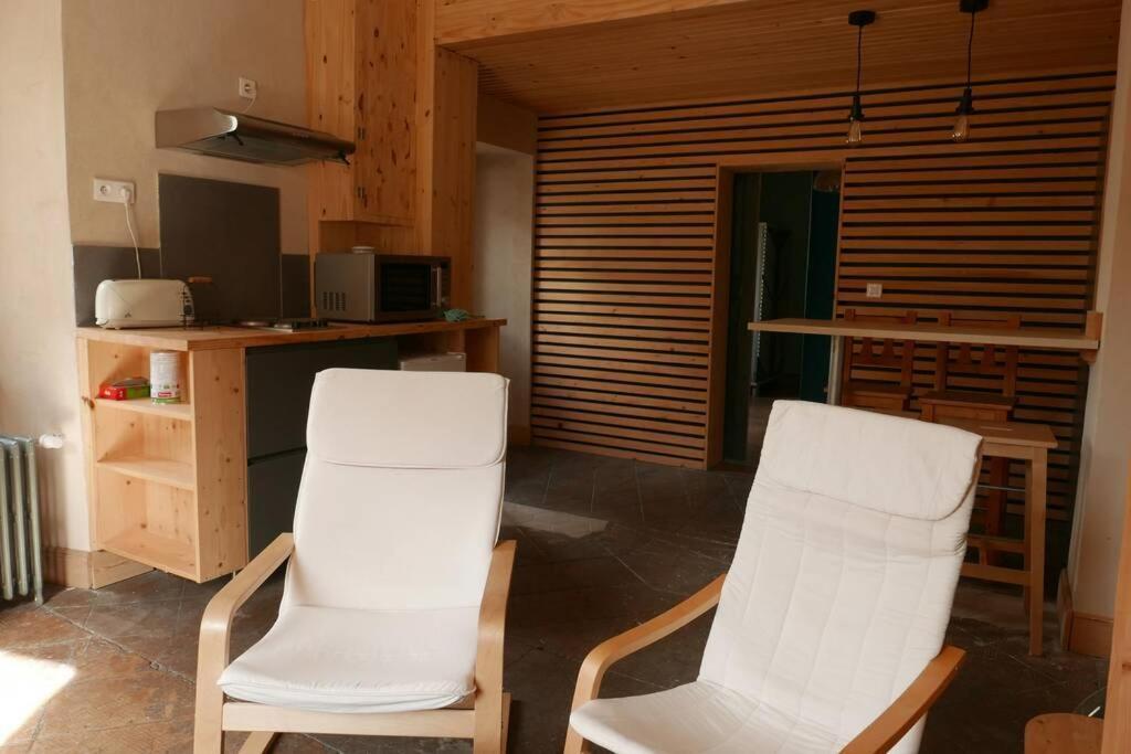 Joli Appartement Confortable Renove Style Cosy Saint-Martin-de-la-Porte Exteriör bild